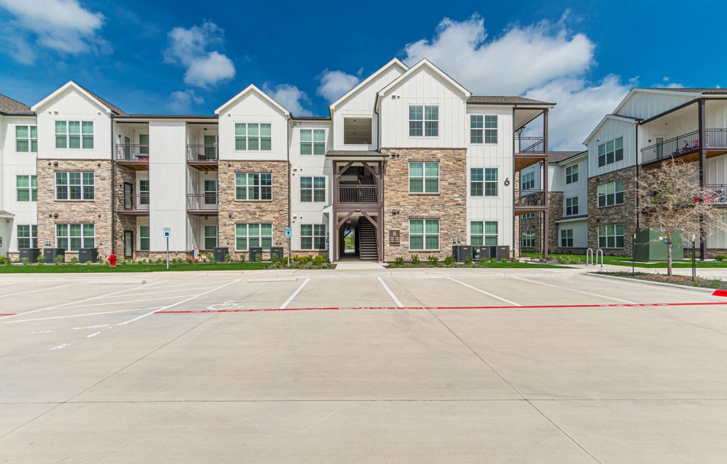 Crossroad Commons Manor TX Affordable Housing Apartments